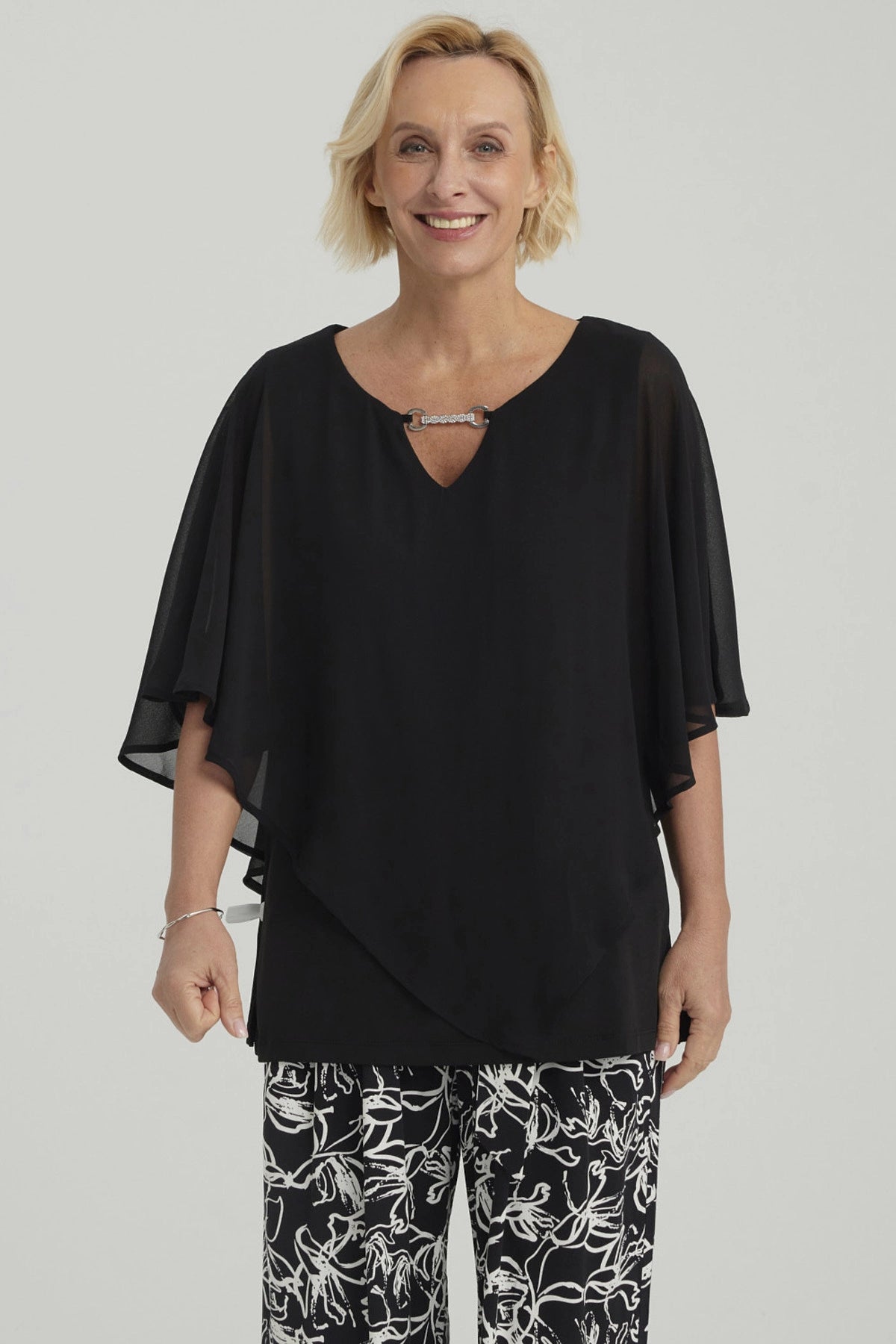 Polera Mujer Sin Hombros Y Pabilo Negro