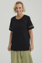 Polera Mujer Detalle Macramé Negro