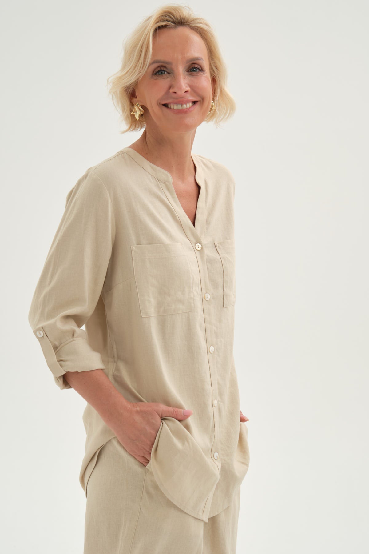 Blusa Mujer Roll Up Abotonada Beige