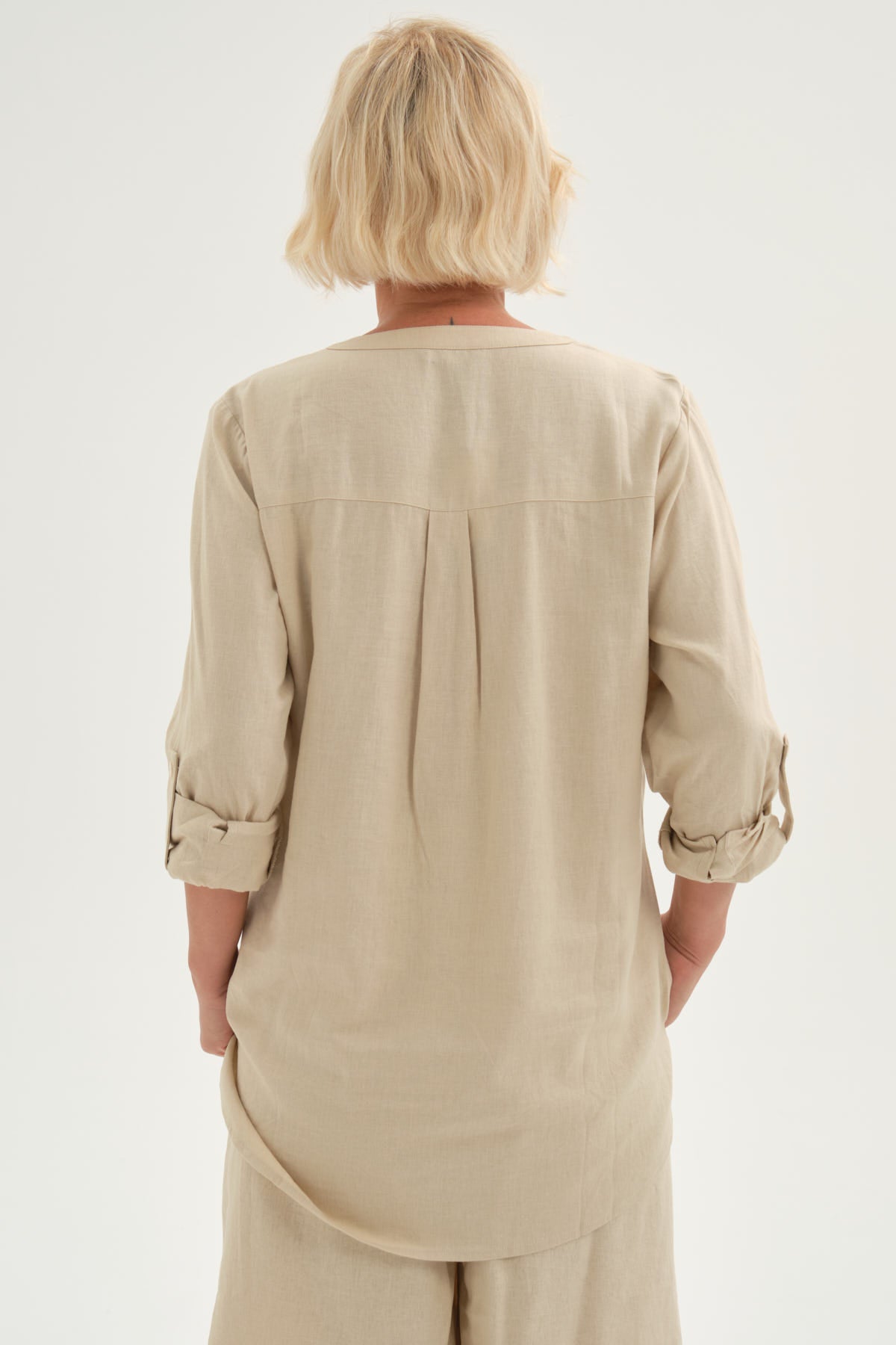 Blusa Mujer Roll Up Abotonada Beige
