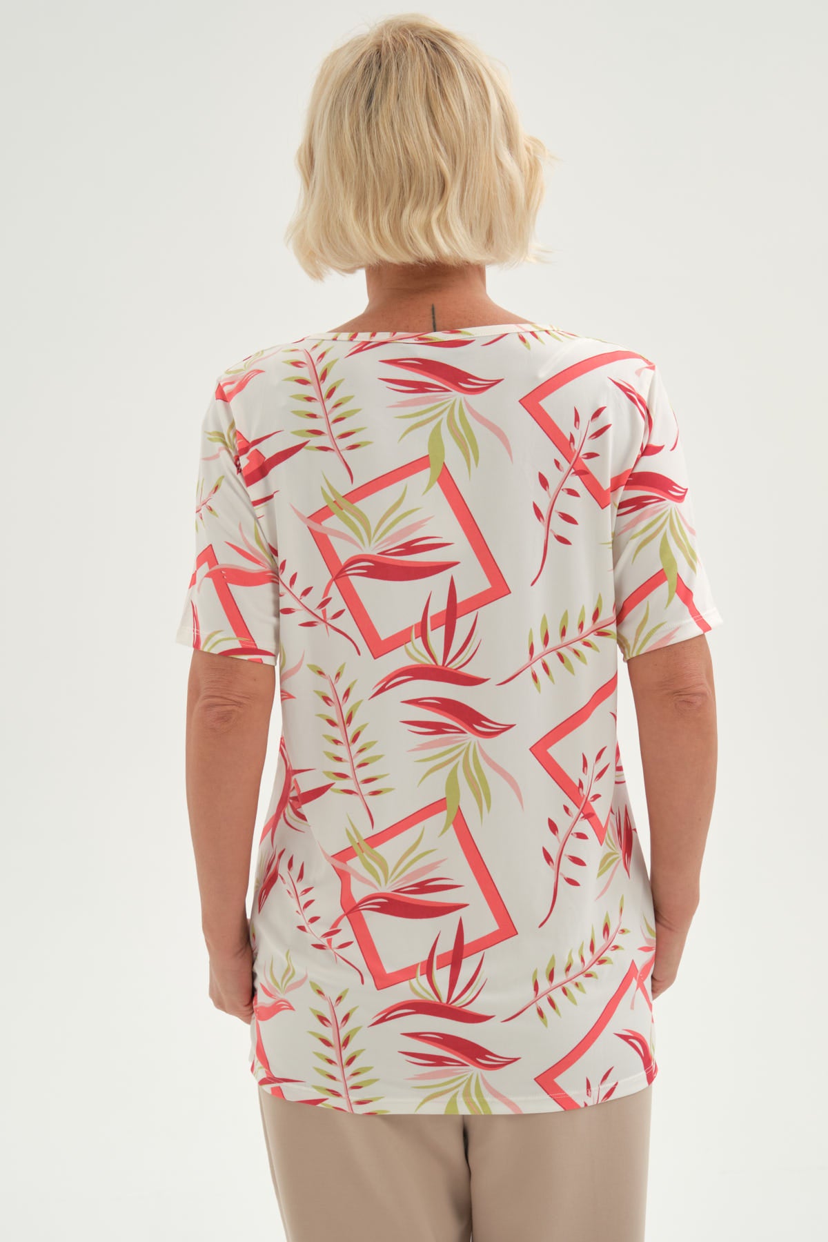 Polera Mujer Full Estampado Aplicación Crudo