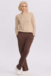 Pantalón Buzo Mujer Calce Recto Costura Delantera Cafe