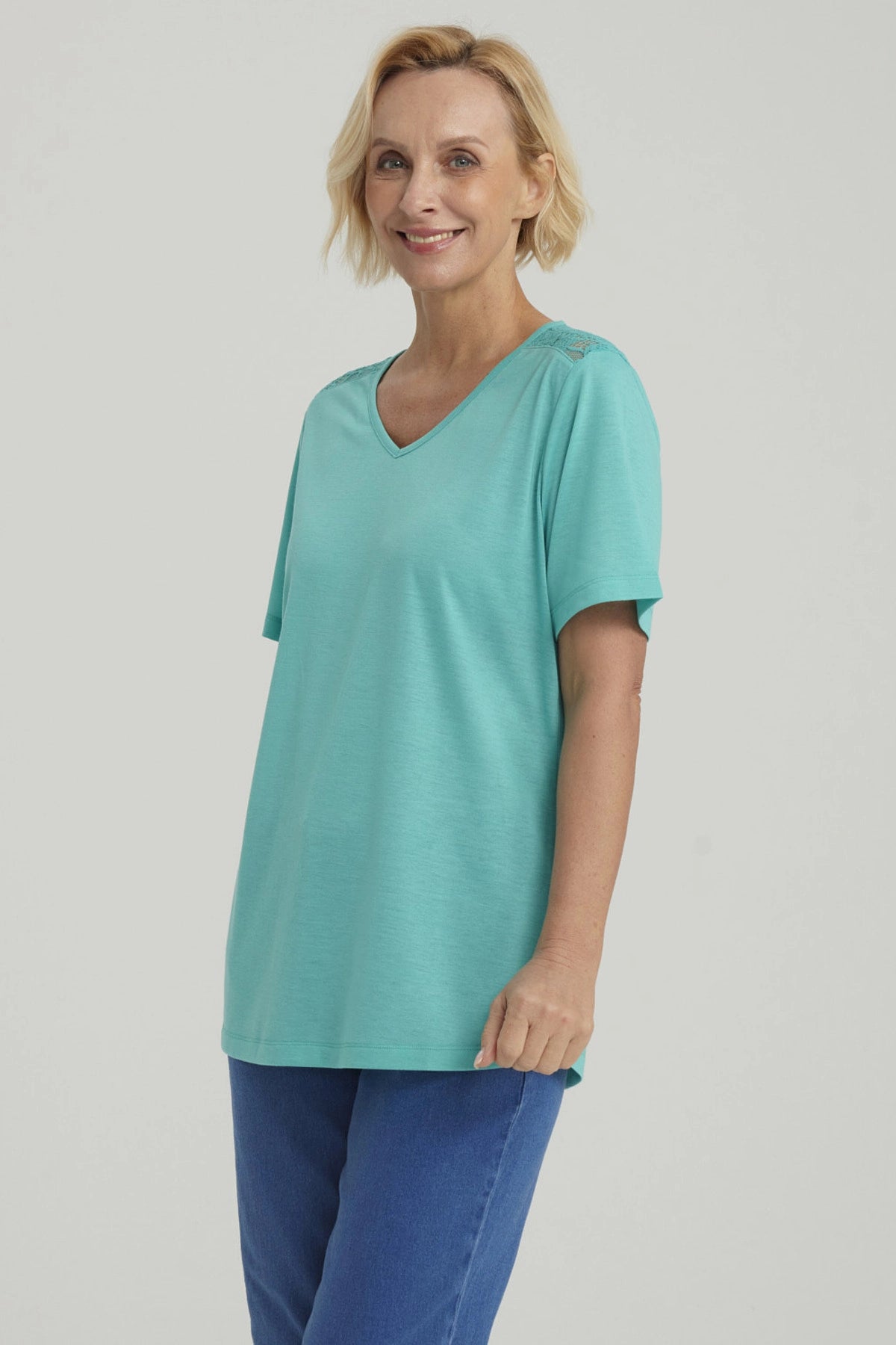 Polera Mujer Detalle Encaje Turquesa