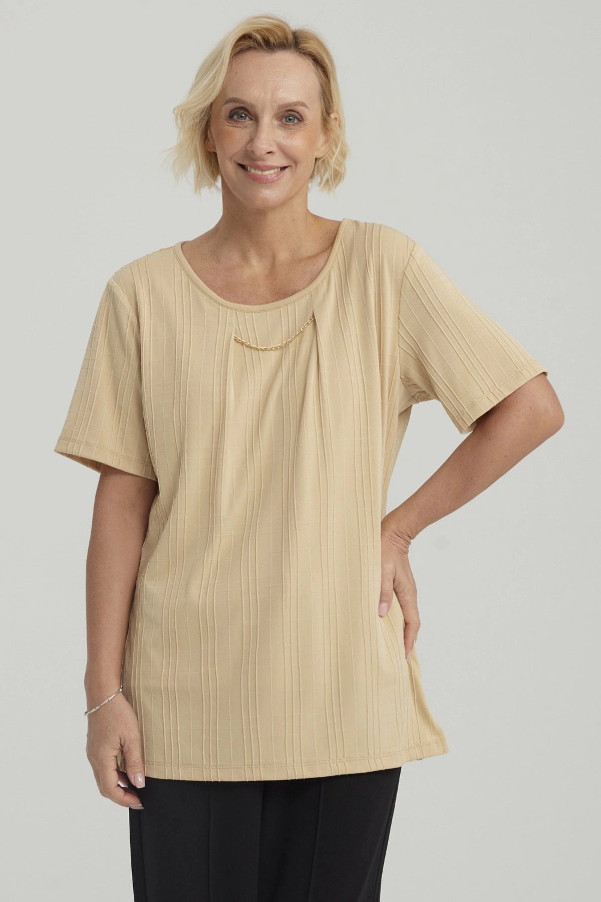 Polera Mujer Textura Beige Oscuro