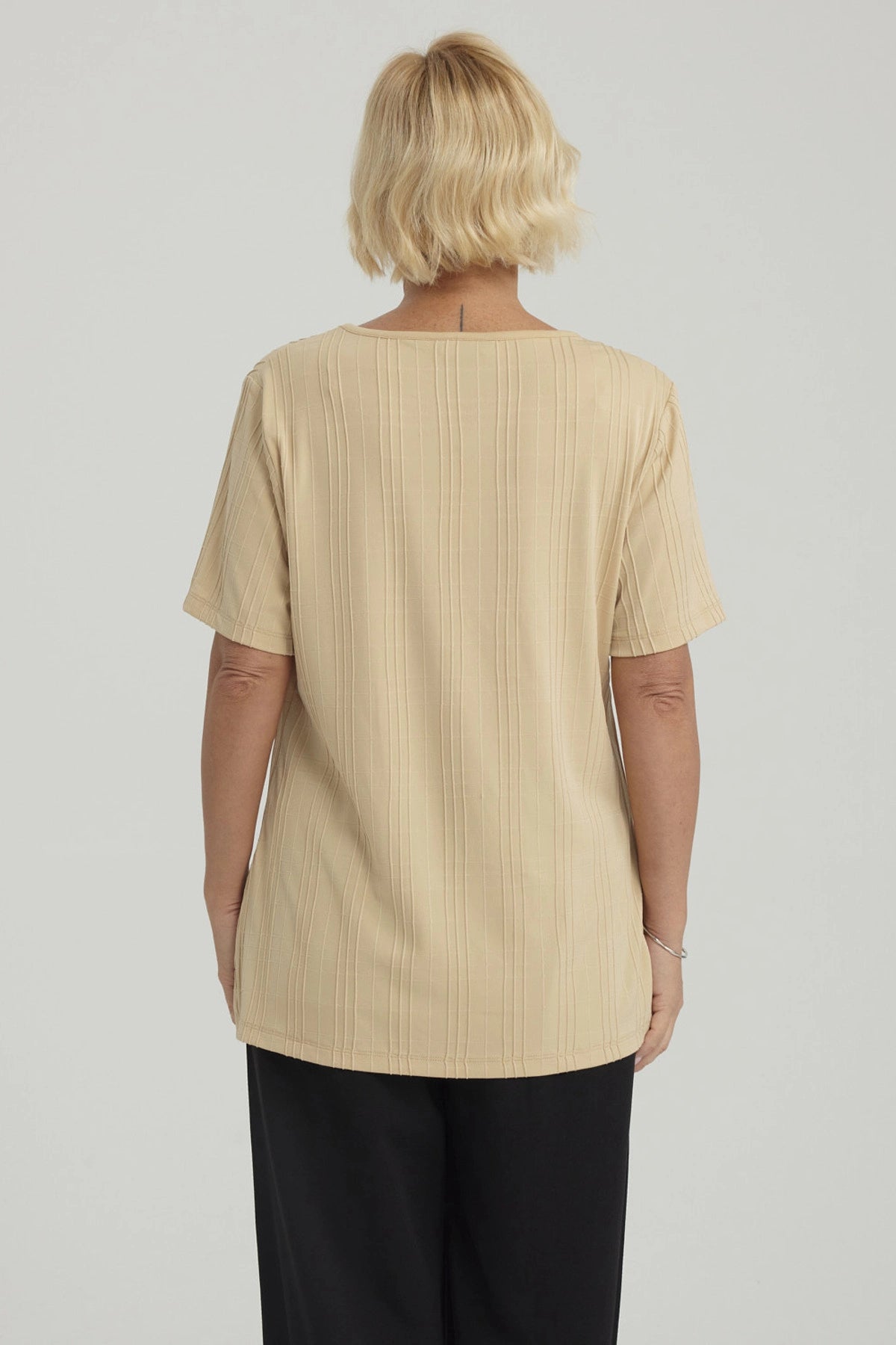 Polera Mujer Textura Beige Oscuro