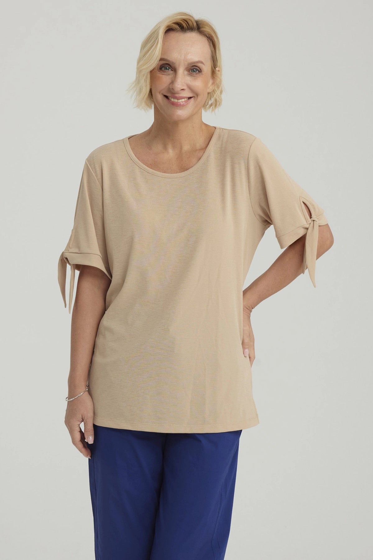 Polera Mujer Nudo En Mangas Beige