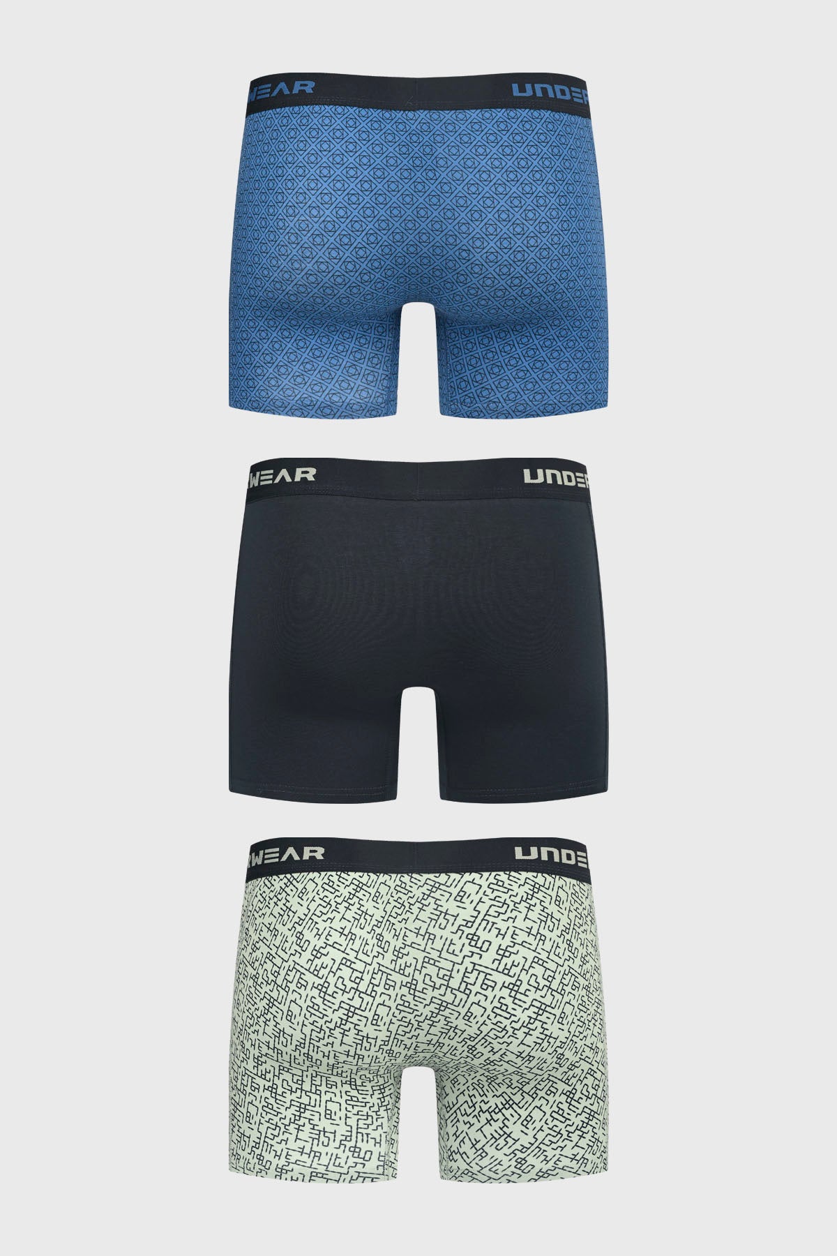 Tripack de boxers largos para hombre en azul marino con diseño gráfico geométrico y cintura con texto UNDERWEAR