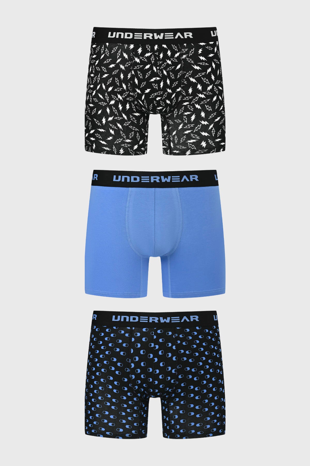 Tripack de boxers largos para hombre en calipso con uno liso y dos estampados geométricos en negro y azul