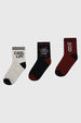 Calcetines para niño tripack marrón con estampas variadas incluyendo texto COOL LIFE y SK 8 en diferentes colores