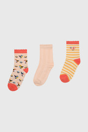 Tripack de calcetines para niña en coral con estampado de aves y rayas colores vibrantes diseño alegre y divertido