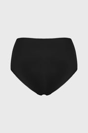 Pantaleta negra de encaje con detalles laterales florales y diseño liso elegante ideal para ocasiones especiales
