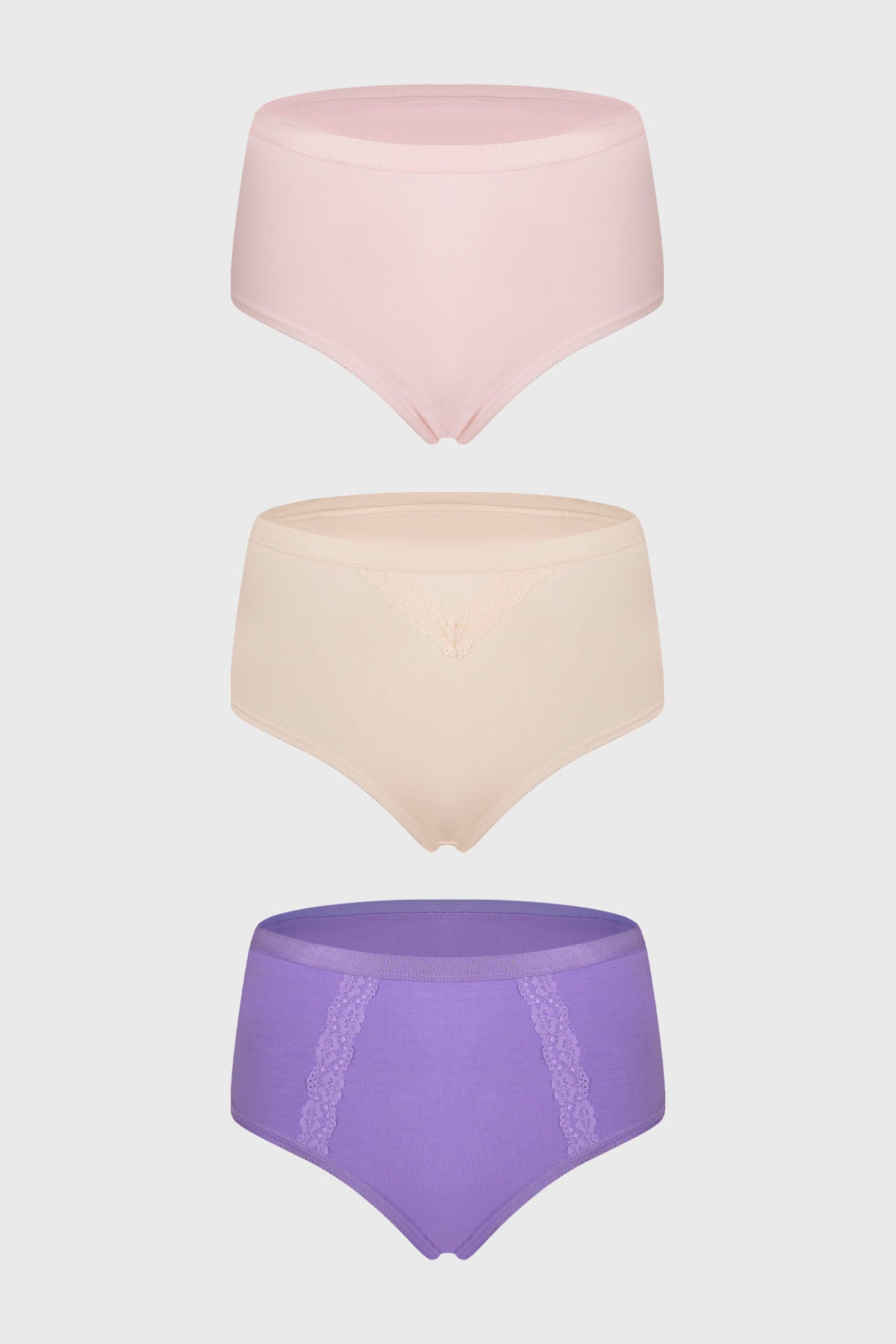 Calzón de mujer tripack tiro alto en tonos morado, rosa y beige con detalles de encaje