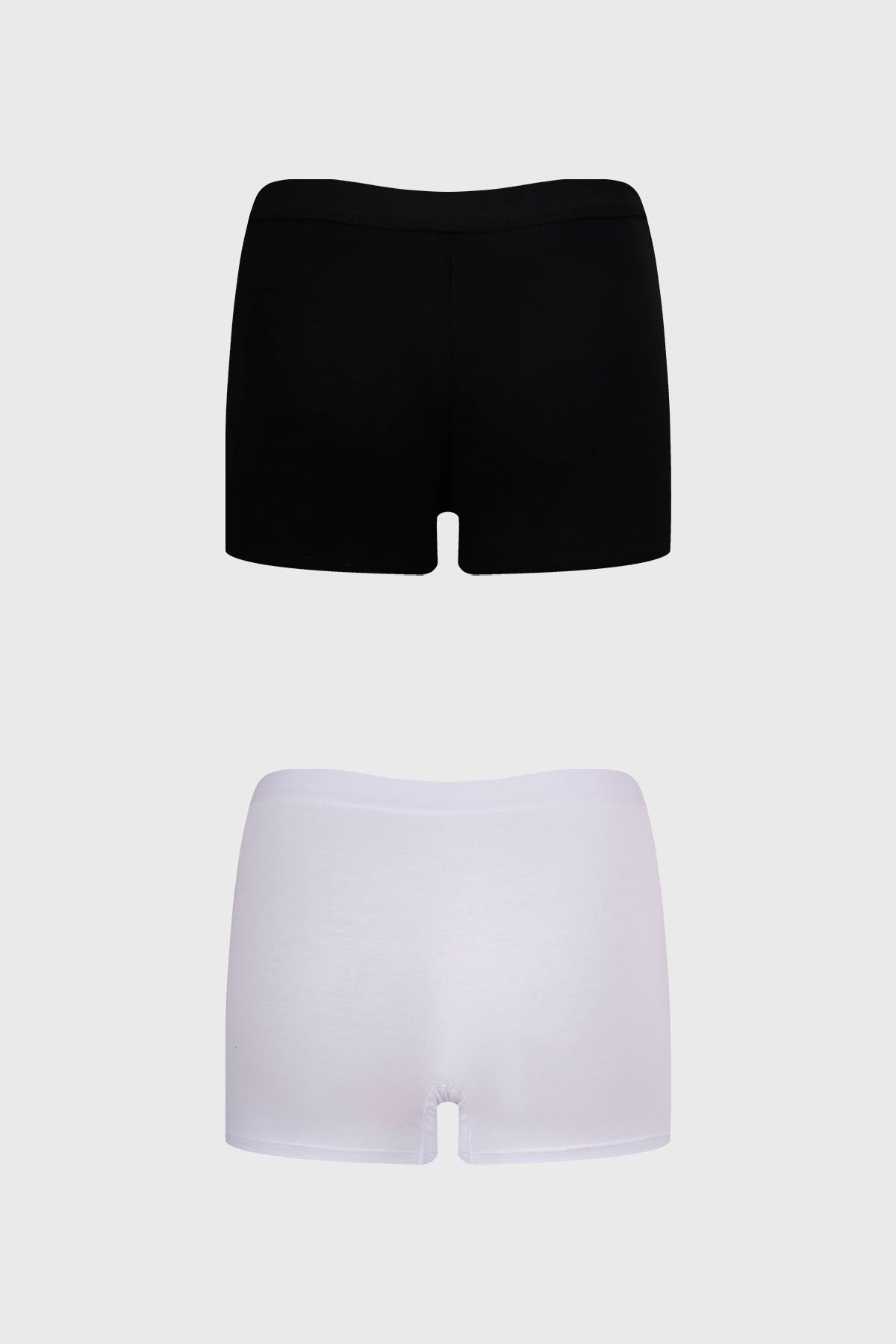 Calzón tipo boxer mujer negro y blanco fondo gris claro