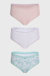 Calzón mujer tripack en tonos rosado y blanco con encaje y diseño floral