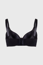 Sostén negro de mujer con copa soporte y detalle de lazo frontal