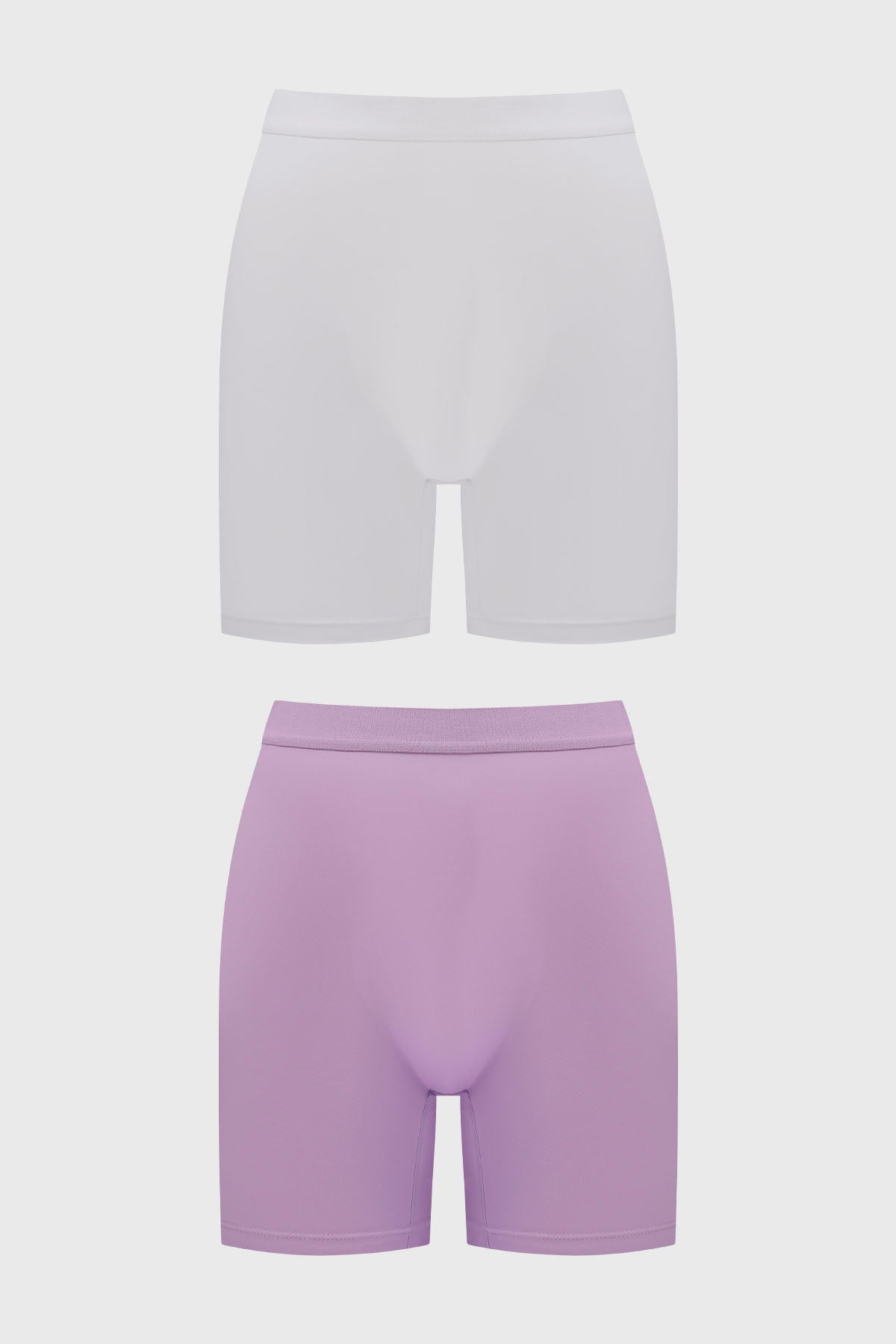 Calzón mujer tipo short lila con diseño liso de pierna larga cómodo y moderno