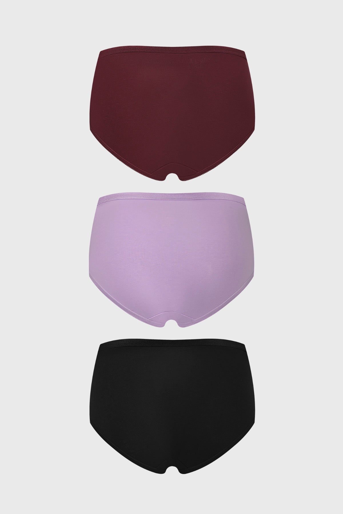 Tripack de calzones tiro alto en lila burdeos y negro con detalles de encaje frontal diseño liso y cómodo