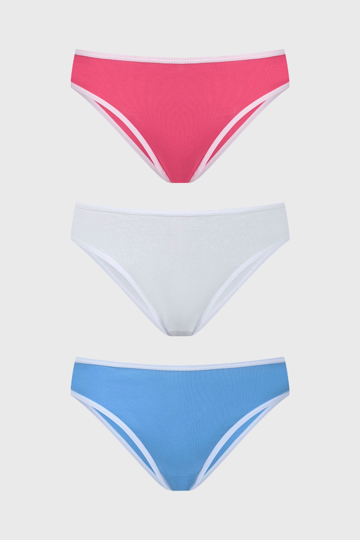 Pack de tres calzones bikini lisos en fucsia blanco y azul sin estampas