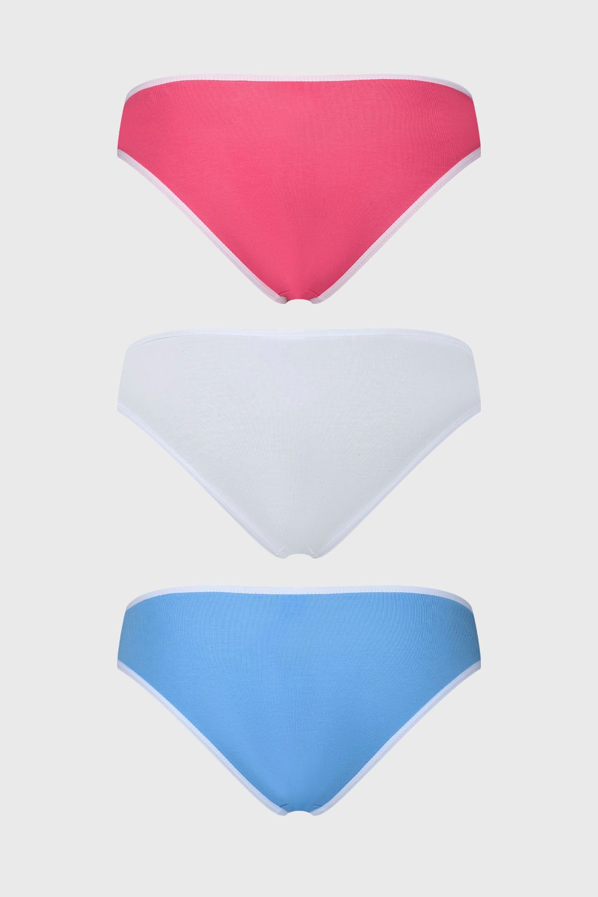 Pack de tres calzones bikini lisos en fucsia blanco y azul sin estampas