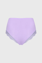 Calzón lila de tiro alto con detalle de encaje en la parte inferior estilo elegante y delicado