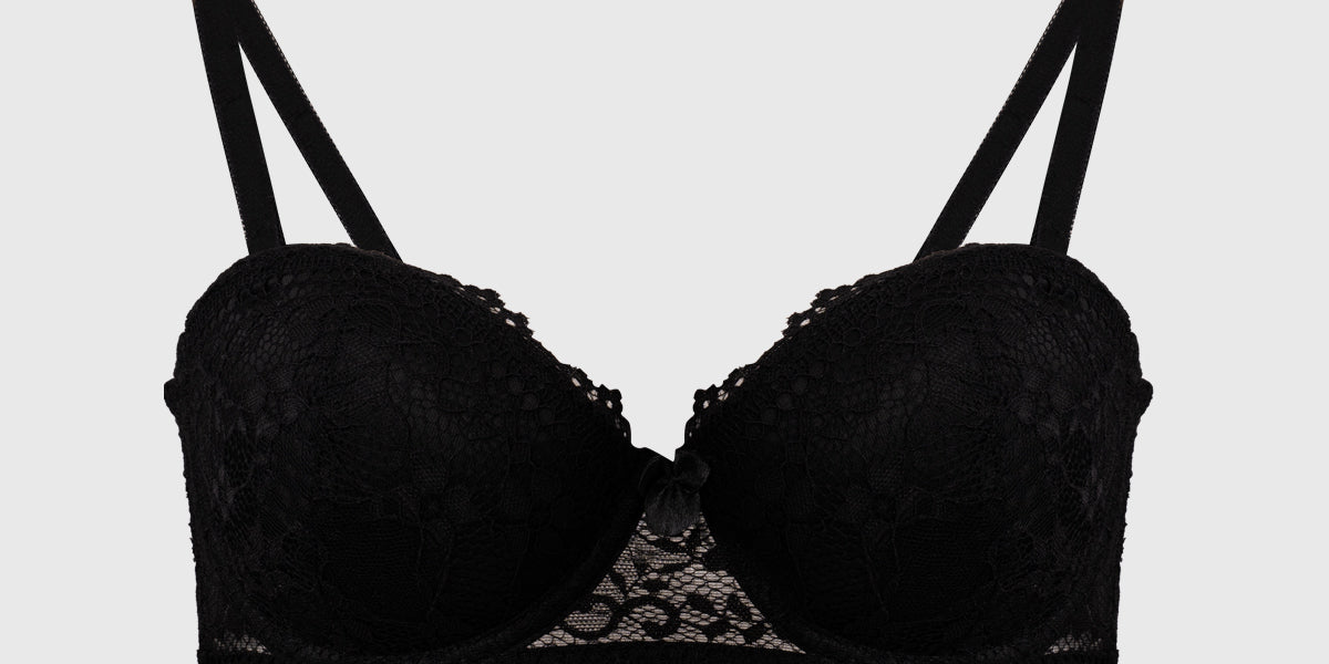 Sostén strapless negro con encaje floral detallado en toda la prenda diseño sin estampas lisa elegante y sofisticada
