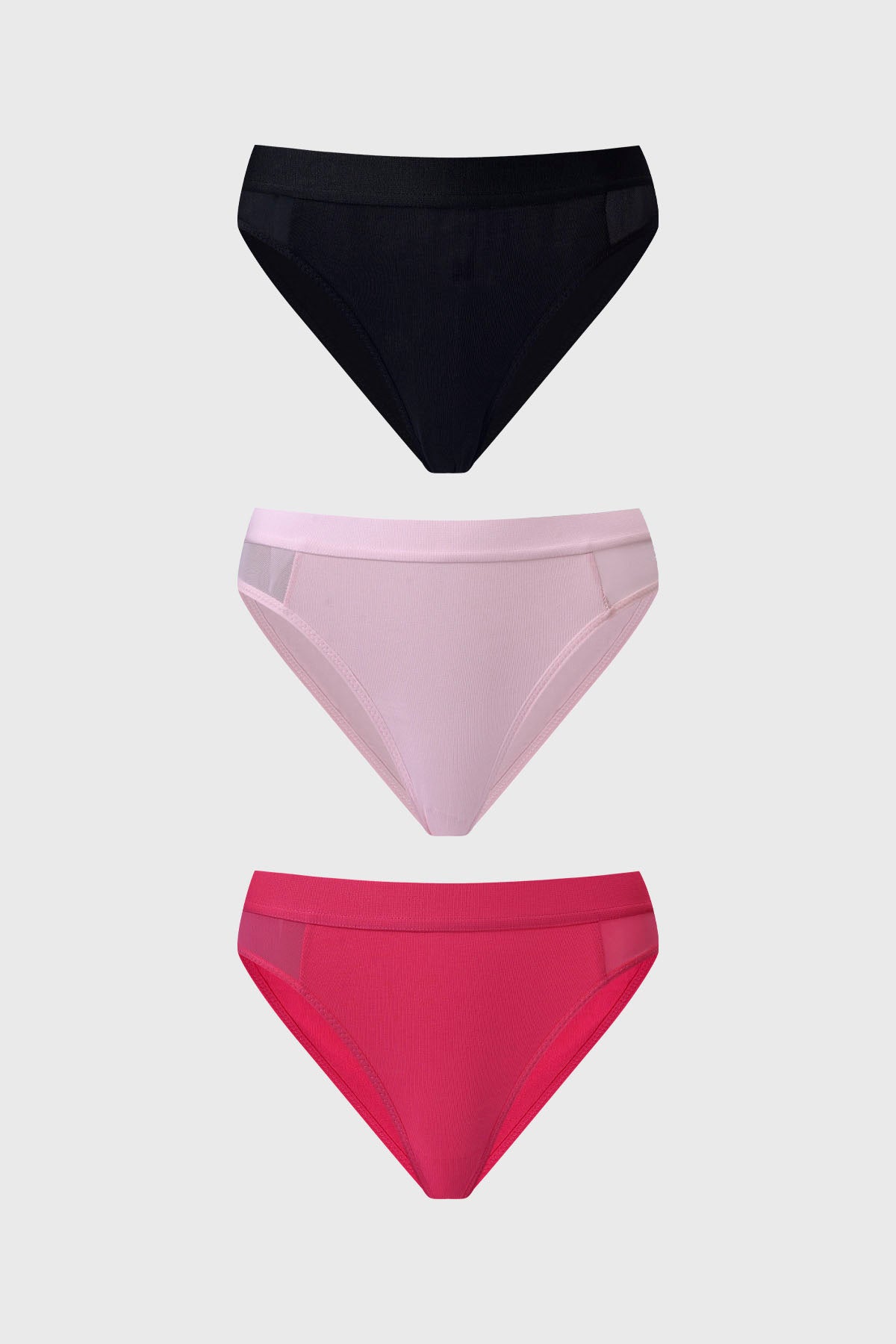 Tripack de calzones bikini en palo rosa negro y fucsia lisos sin estampas con cintura elástica y diseño clásico