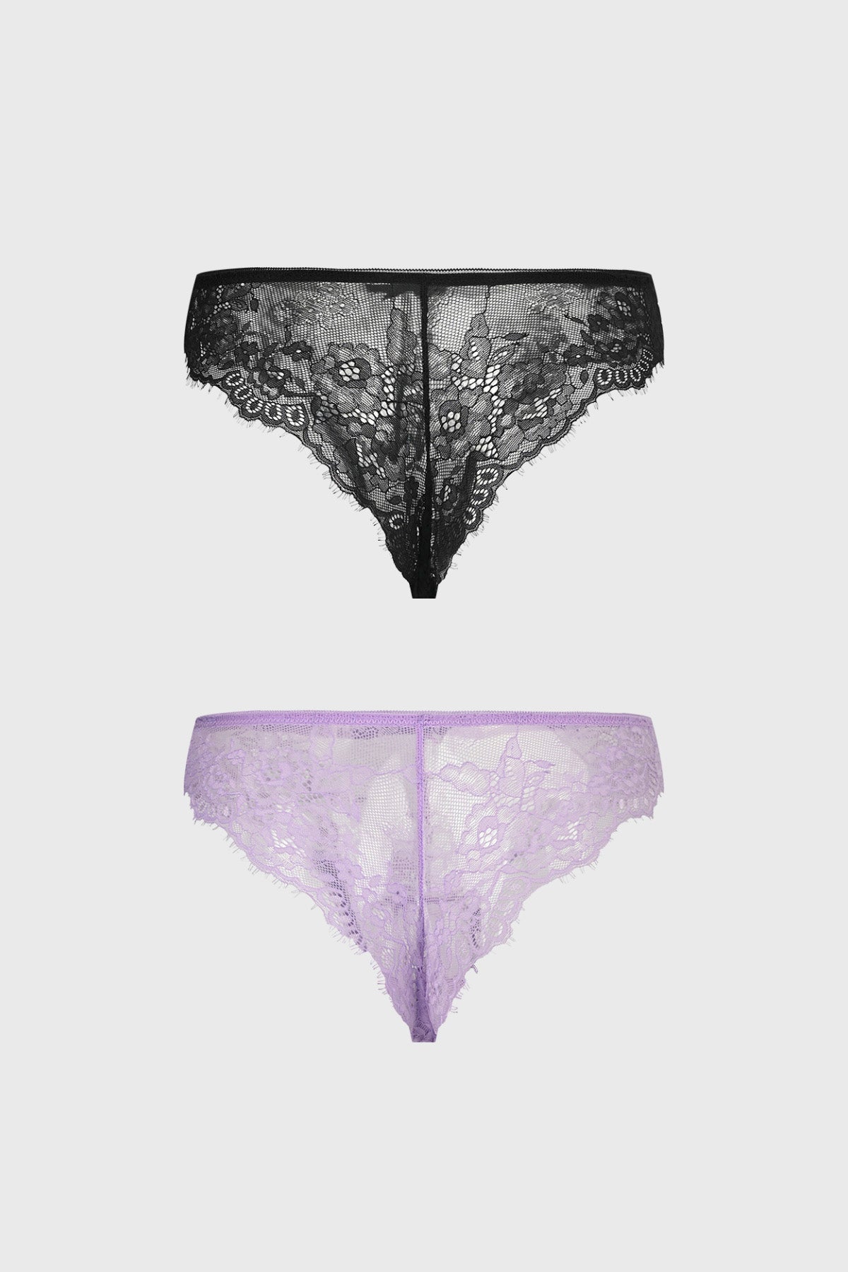 Bipack de calzones bikini en encaje lila con delicado lazo frontal sin estampa visible elegante y femenino