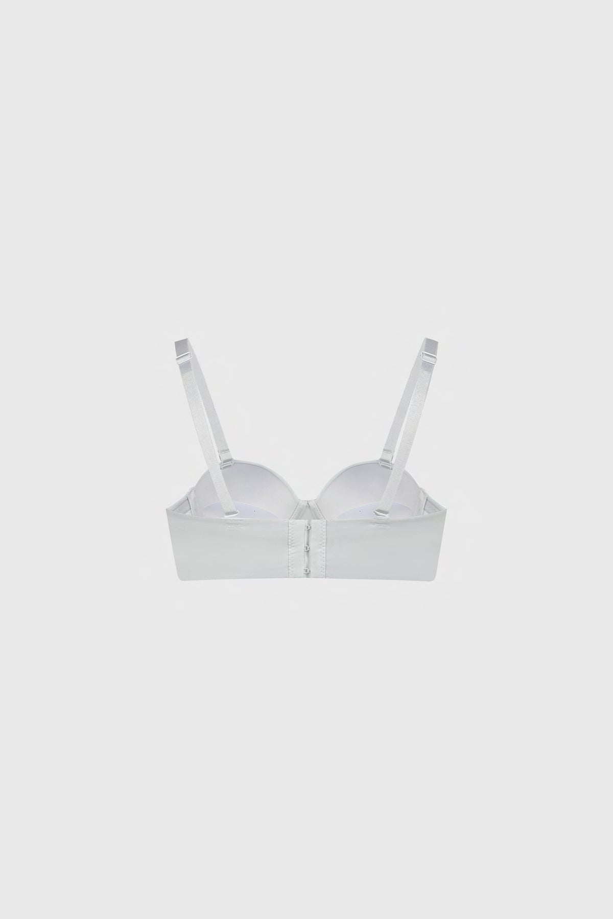 Sostén blanco push up liso sin estampas tirantes ajustables diseño clásico