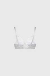 Sostén blanco push up de mujer con encaje floral delicado en toda la superficie diseño elegante y sofisticado