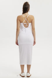 Vestido largo blanco con tirantes delgados y abertura lateral sin estampa lisa y elegante para un look veraniego