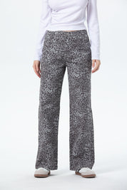 Pantalón Mujer Animal Print Gris