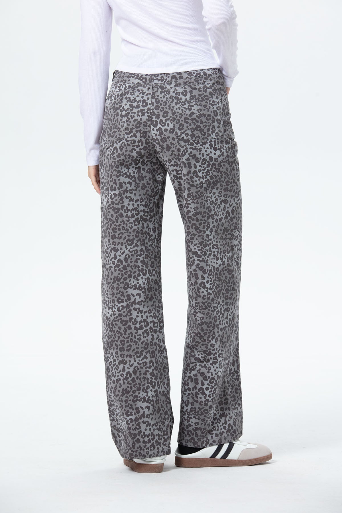 Pantalón Mujer Animal Print Gris