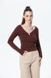 Polera Mujer Aplicación Escote Chocolate