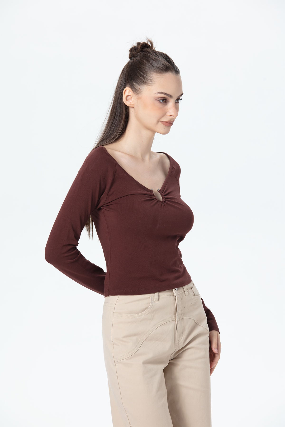 Polera Mujer Aplicación Escote Chocolate