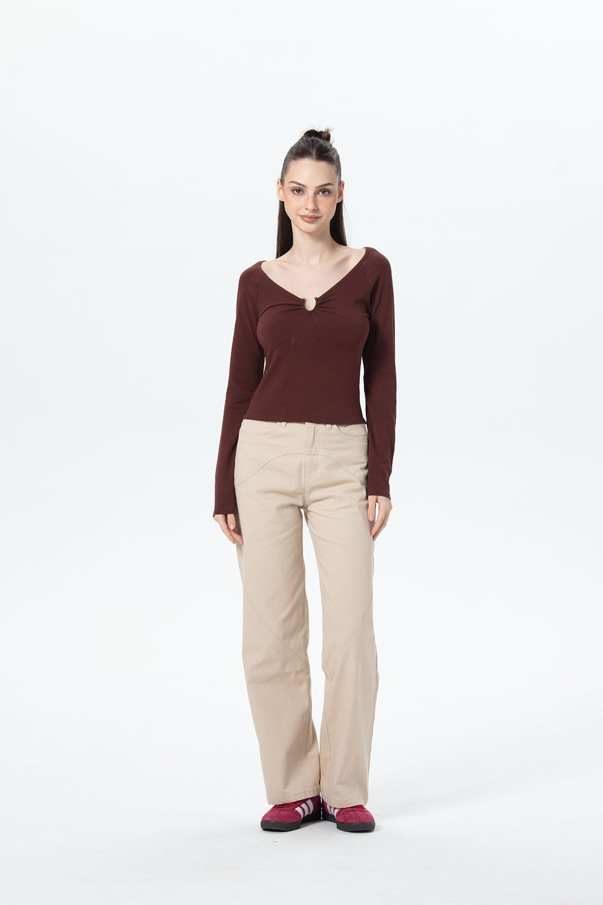 Polera Mujer Aplicación Escote Chocolate