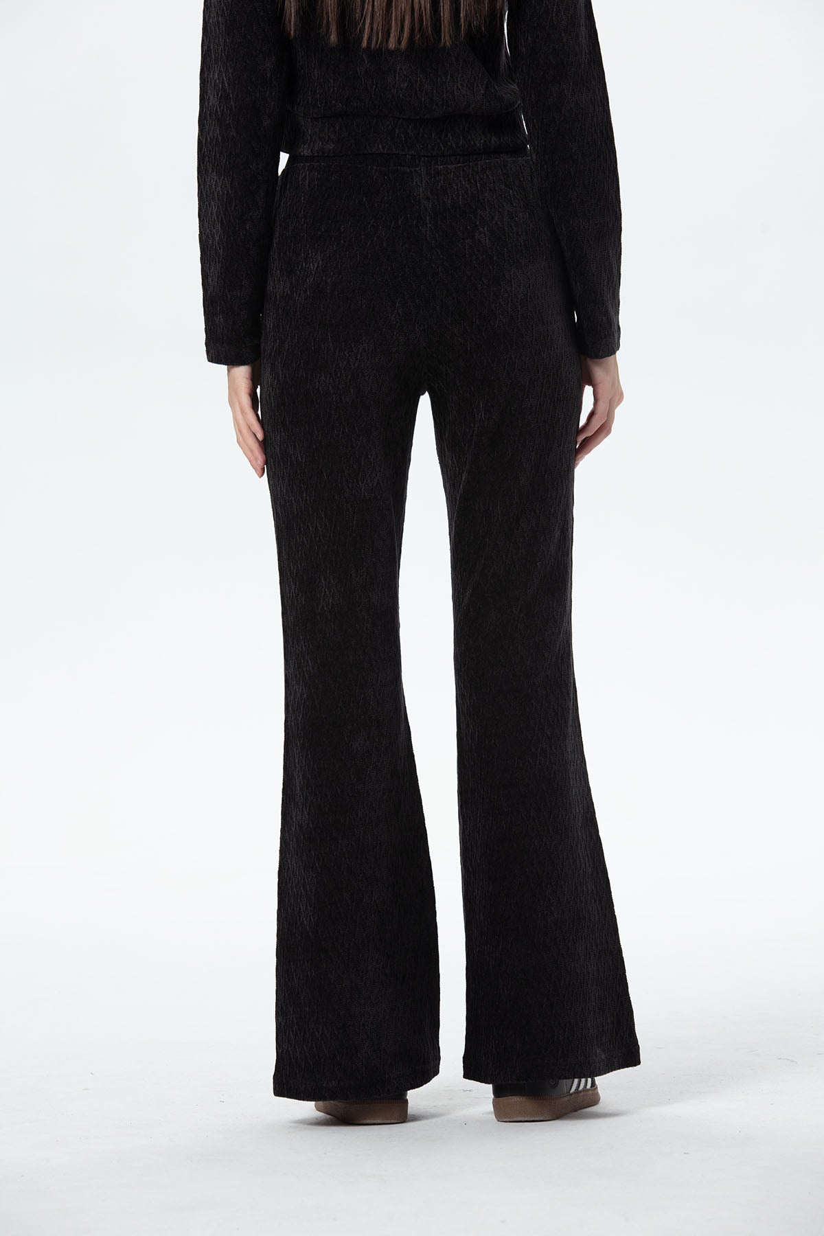 Pantalón Mujer Flare Chenille Negro