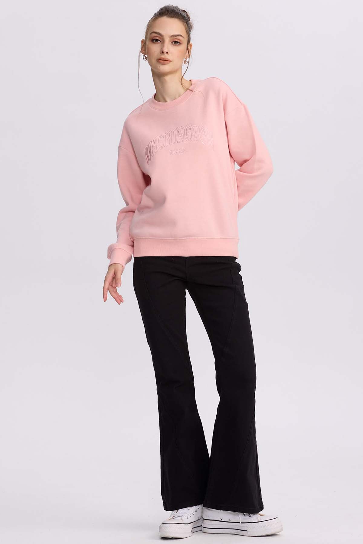 Polerón Mujer Oversize Bordado Rosado Claro