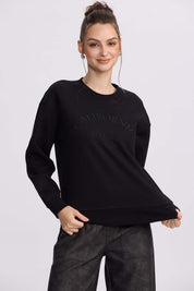 Polerón Mujer Oversize Bordado Negro