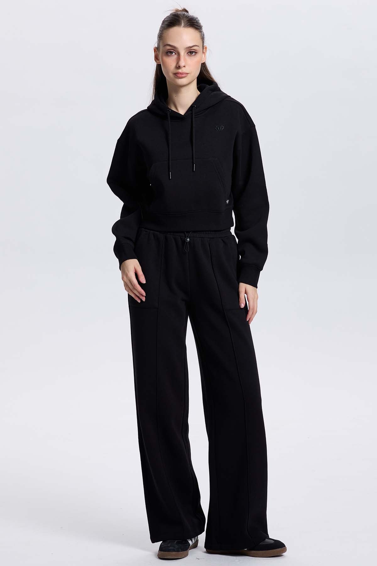 Polerón Mujer Crop Negro