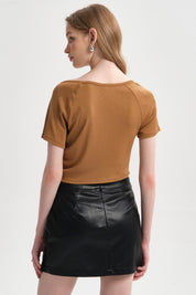 Polera Mujer Recogido Costado Camel