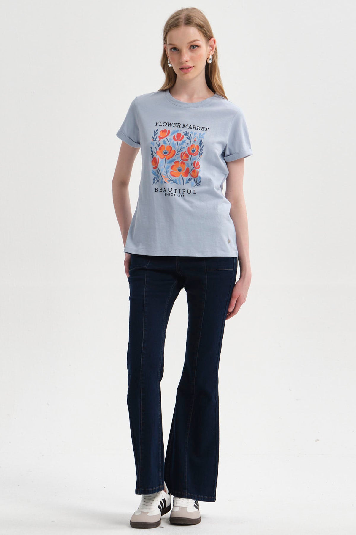 Polera Mujer Gráfica Roll Up Celeste