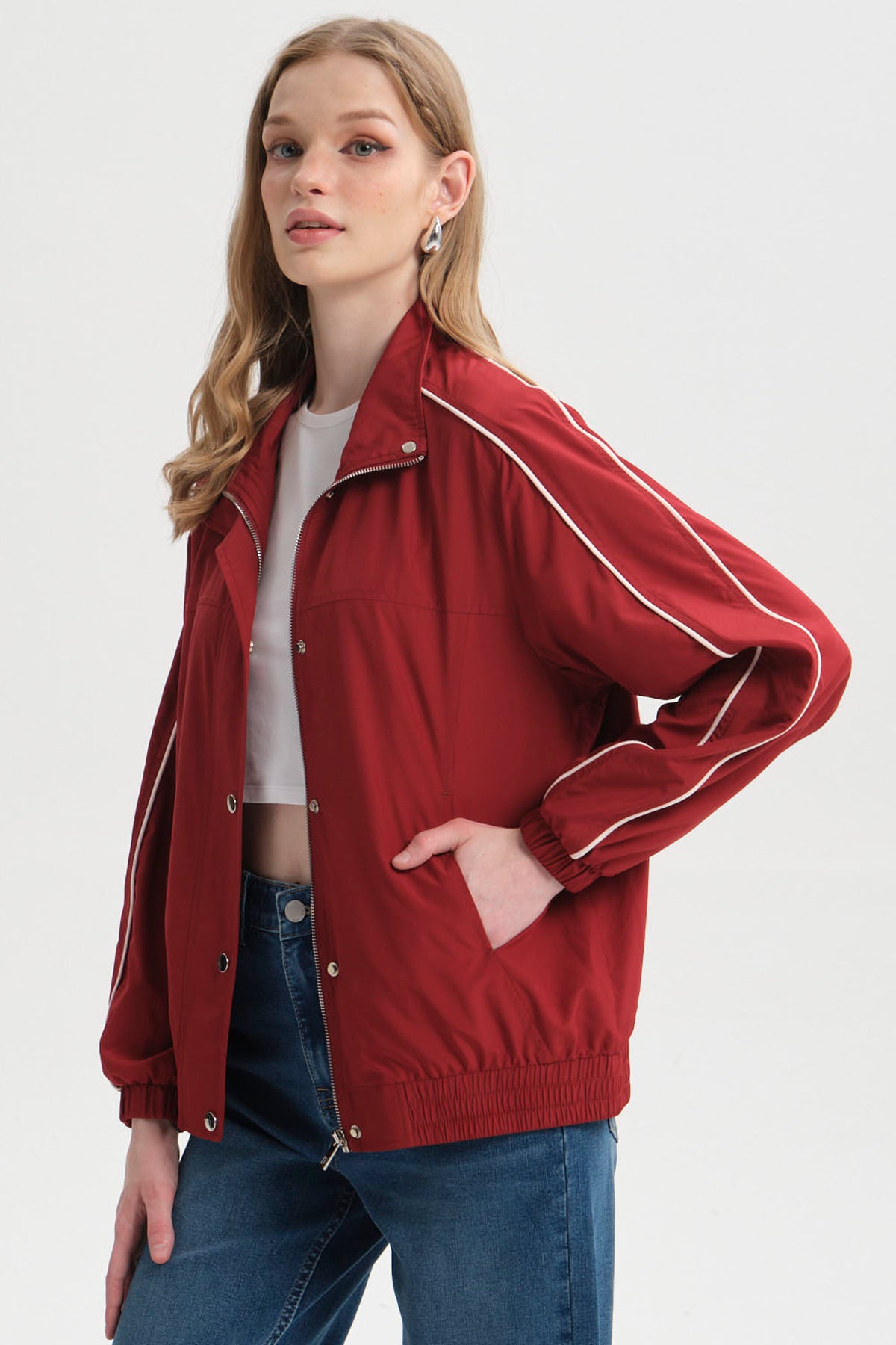 Chaqueta Mujer Cortaviento Burdeo