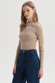 Sweater Mujer Con Aplicación Escote Beige
