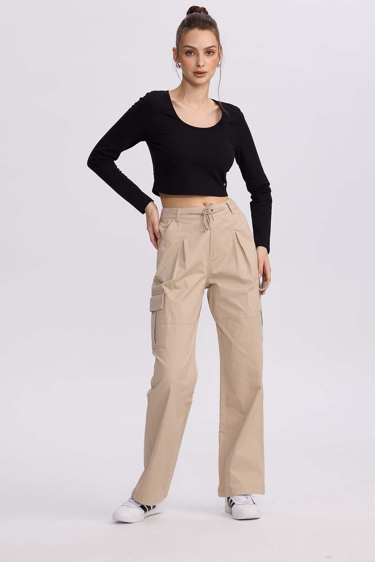 Pantalón Mujer Cargo Pinzas Beige