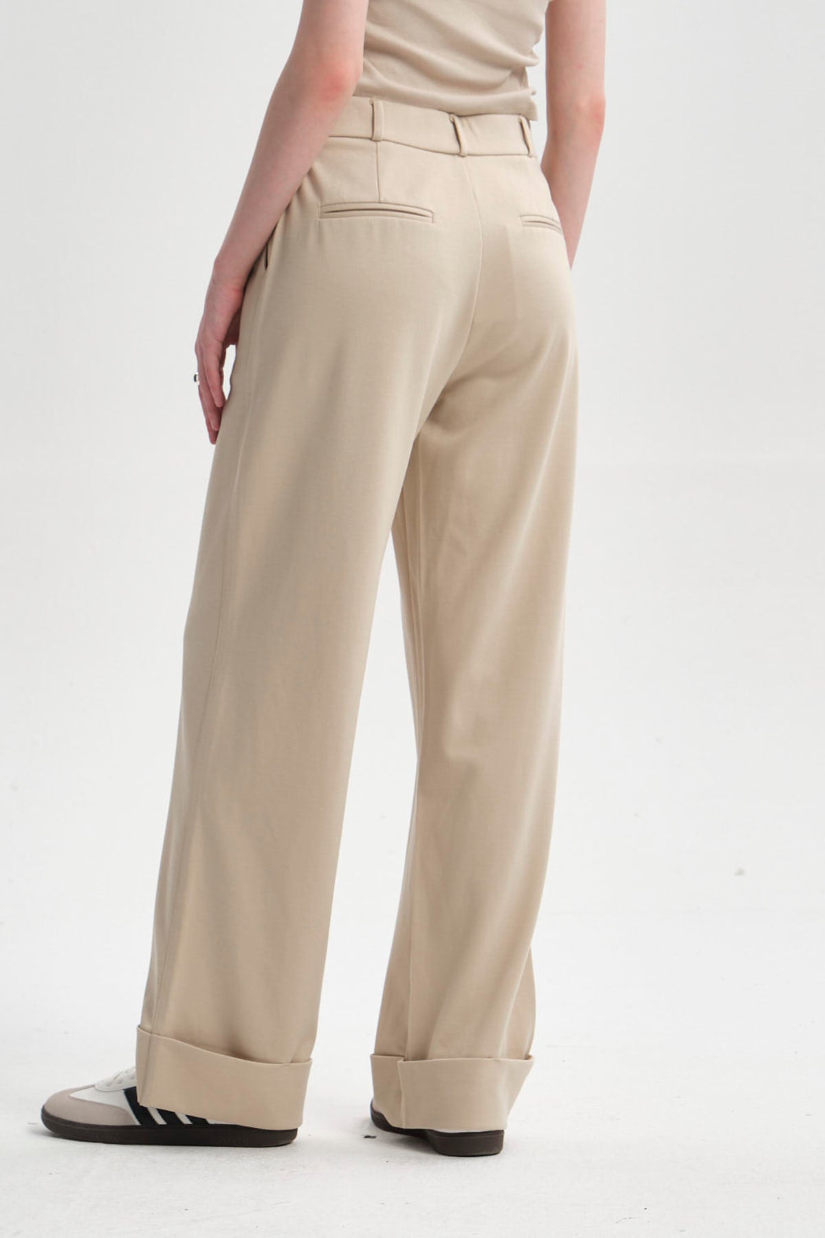 Pantalón Mujer Basta Doblada Beige
