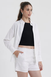 Blusa mujer lino crop blanca con mangas largas y corte relajado