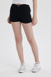Short Mujer Gabardina Color Negro