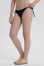 Traje de Baño Mujer Calzón Bikini Lazo Negro