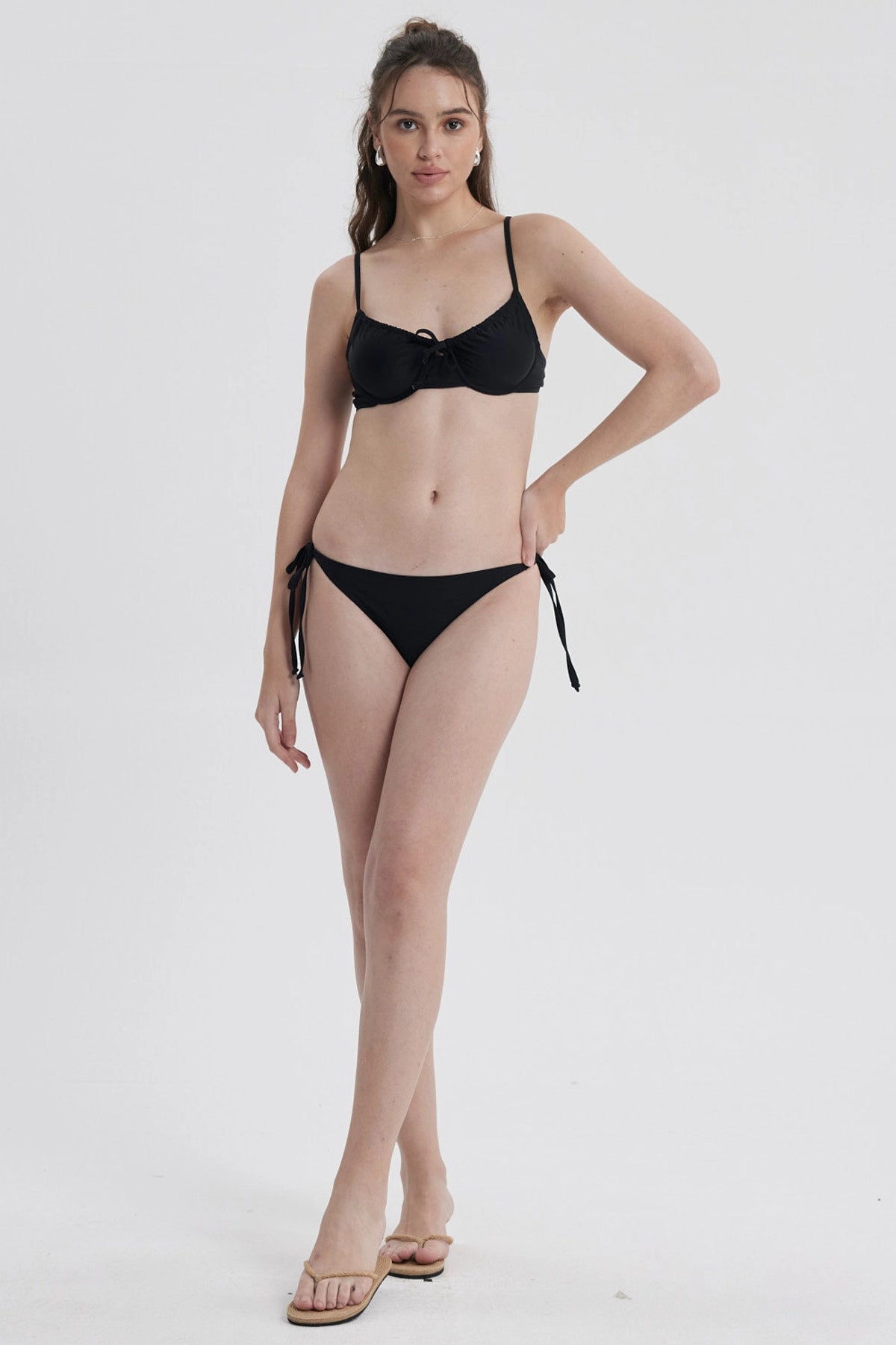 Traje de Baño Mujer Calzón Bikini Lazo Negro