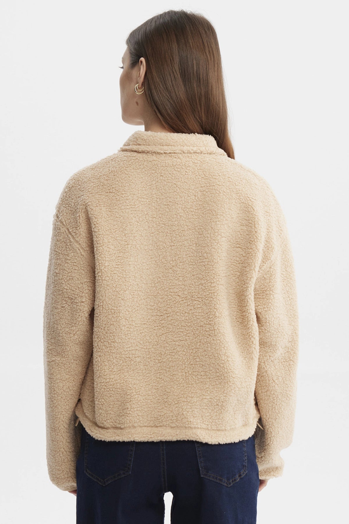 Polar mujer beige con textura corderito y medio cierre sin estampa lisa ideal para el invierno